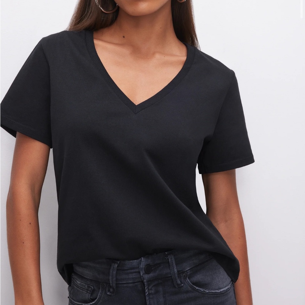 Good American Black V Neck Tee - Black